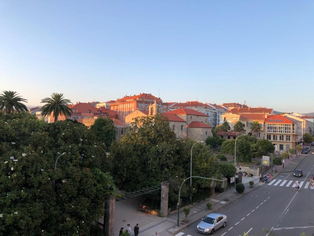 Apartamento Confot / Sbhome Ноя Екстериор снимка