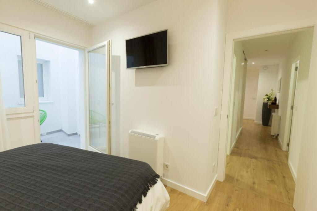 Apartamento Confot / Sbhome Ноя Екстериор снимка